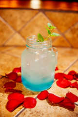 Mojito v Bluee Lagoon