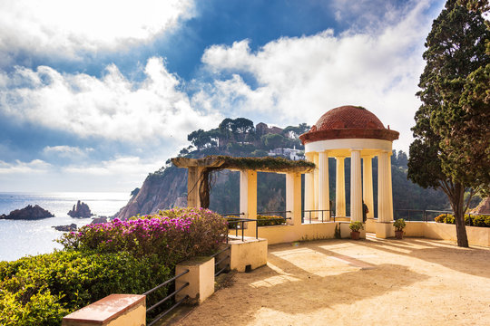 Marimurtra Botanical Garden in Spain