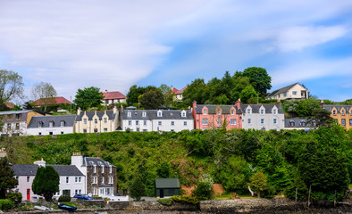 Obraz premium Village of Portree on the Isle of Skye