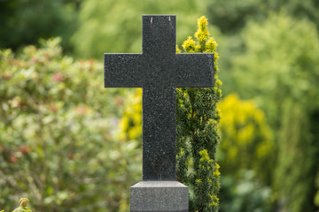 Friedhof, Kirche, Statue