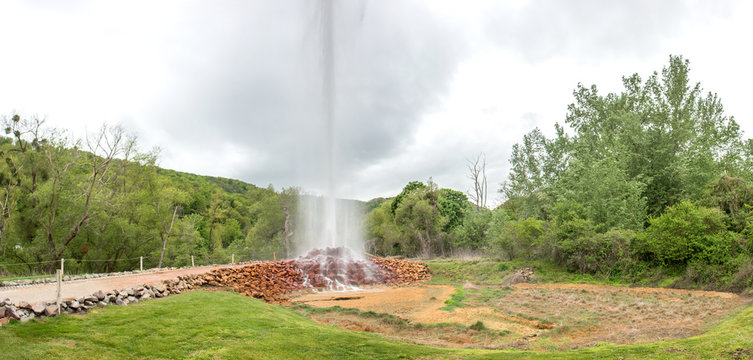 The Andernach Geyser  (Geysir Andernach, Namedyer Sprudel) Andernach Rhineland Palatinate Germany