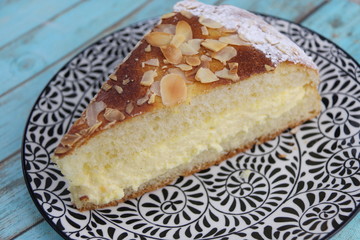 Tarte tropézienne