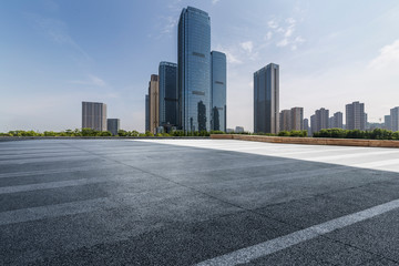 Fototapeta premium Panoramic skyline with empty road