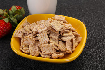 Wheat flakes for breakfast