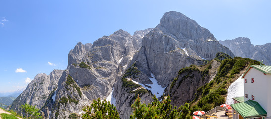 Kaiserbachtal, Wilder Kaiser, Stripsenjochhaus, Nordgipfel, Predigtstuhl, Totenkirchl, Ellmauer Halt © Gerold H. Waldhart