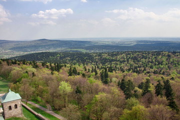 Fototapeta na wymiar Wiosenna panorama Gór Świętokrzyskich