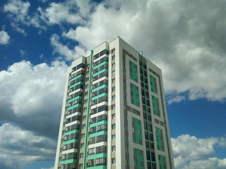 Fototapeta premium modern building in the sky