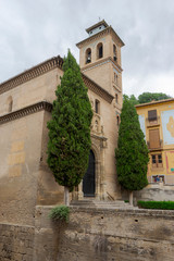 paseando por las hermosas calles de la ciudad de Granada, España