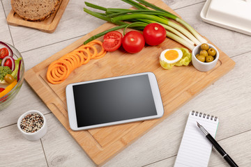 Healthy food composition with empty tablet