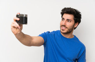 Fototapeta na wymiar Handsome man making a selfie