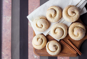 Snail sugar cookies with cinnamon