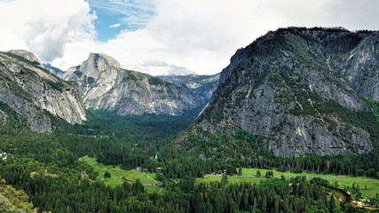 Sicht in das Yosemitetal Frühling 2018