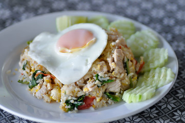 fried rice or stir-fried rice with fried egg