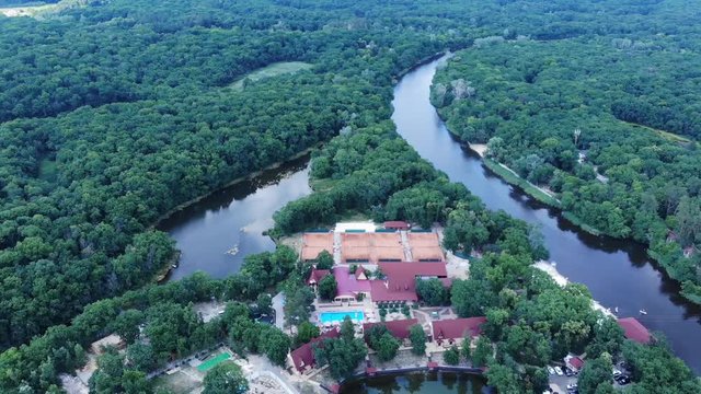 4 tennis courts outside the city