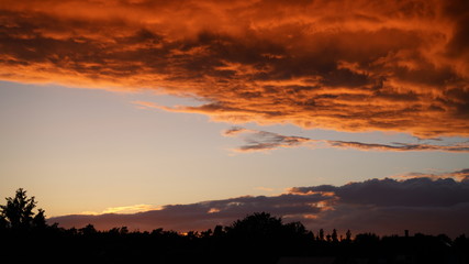 rote Wolken