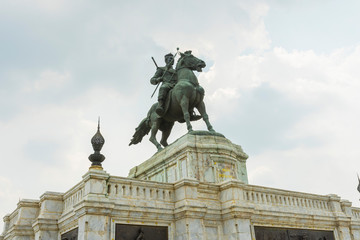 Fototapeta na wymiar The Monument of King Naresuan in Ayutthaya, Thailand.