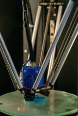 3D printer printhead while printing detail close-up