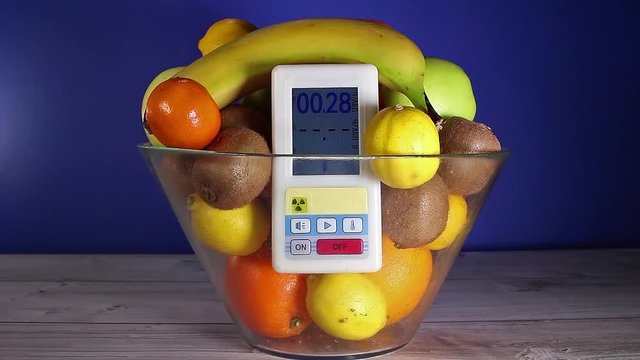 Dosimeter geiger counter radioactive chernobyl fruit test radiation nuclear