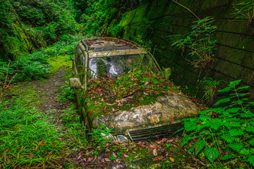 【千葉県】廃国道410号線三島隧道前のランドクルーザー