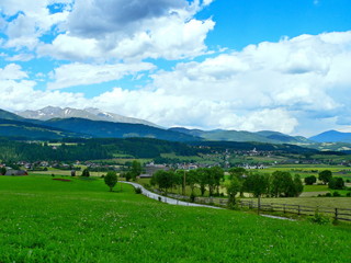 Fototapeta na wymiar Austrian Alps-view of the Mariapfarr