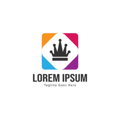 Obraz premium Crown logo template design with frame. minimalist crown logo vector illustration