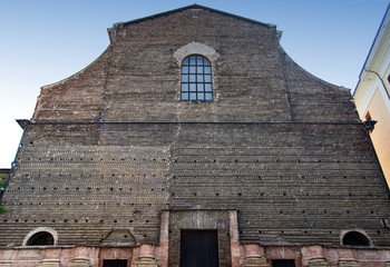 Incomplete facade of the church of Santa Lucia, great hall of the University of Bologna, Italy © Claudio Caridi