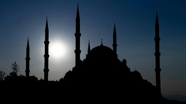Blue Mosque of Sultan Ahmed Camii at Sunset, Istanbul, Turkey