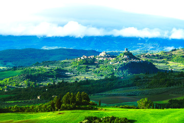 Fototapeta na wymiar Tuscany is a beautiful, very photogenic landscape in central Italy
