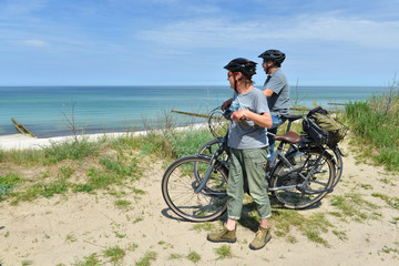 Radfahrer an der Ostsee