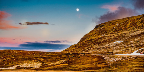 Gaustatoppen, Rjukan, Góry Skandynawskie, Telemark, 1883 m n.p.m, Norwegia, Norway, Norge, Gausta, Tuddal, Tinn, Stavsro, szczyt, płaskowyż, park narodowy, moutain, fjell,  Skandynawia, Scandinavia