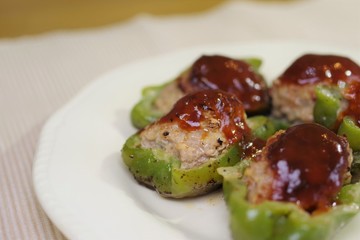 肉詰めピーマン