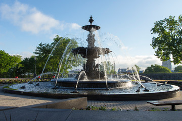 Mid-19th Century elegant circular French-style Fontaine de Tourny on the Parliament Hill with...