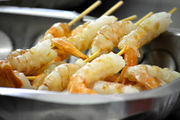 shrimps with sauce on plate