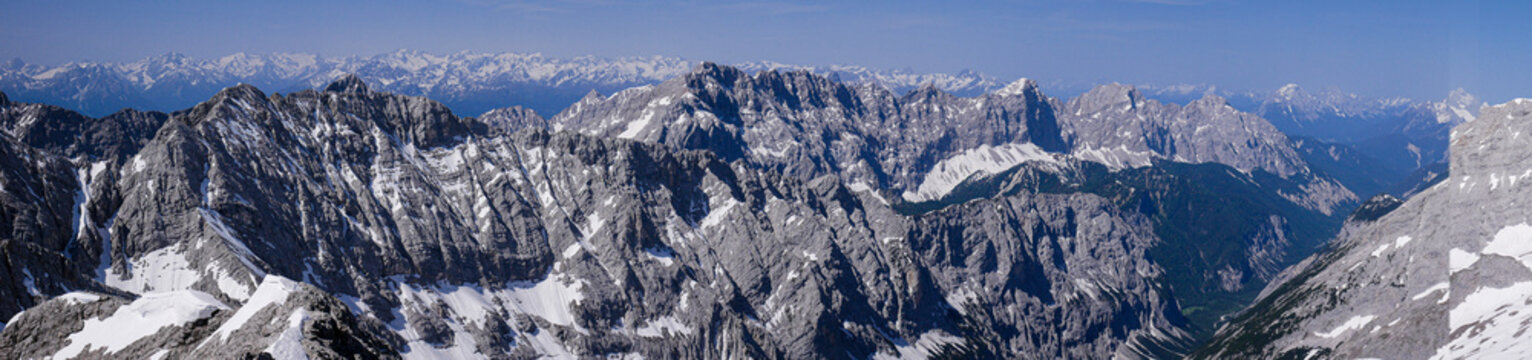 Karwendel Panorama von der Grubenkarspitze &uuml;ber Gro&szlig;er Bettelwurf, Gro&szlig;er Lafatscher und Hoher Gleirsch