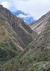Fototapeta na wymiar Andean mountain scenery in the Silke Valley. Ancascocha Trek, Cusco, Peru