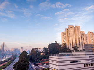Obraz premium Waking up in São Paulo