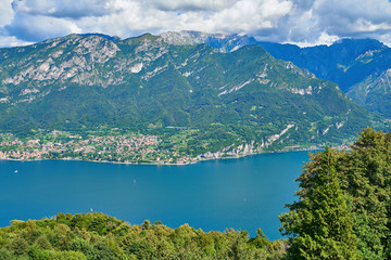 Fototapeta na wymiar Beautiful landscape on Como Lake.