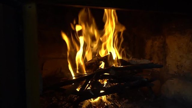 El fuego de una fogata