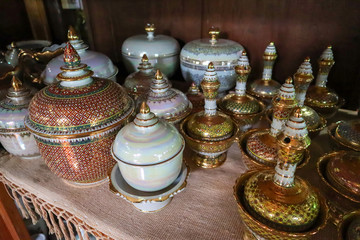 Fototapeta na wymiar Benjarong is a Thai style craft.