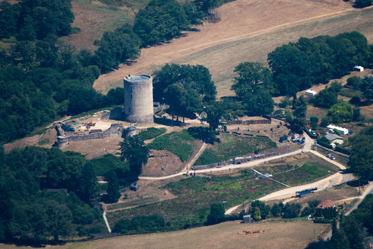 Site Médiéval De La Tour De Bridiers - La Souterraine