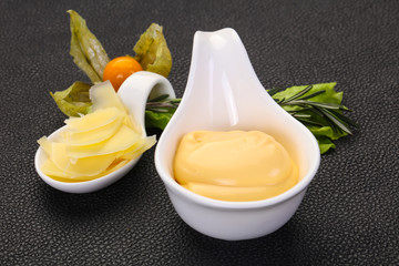 Cheese sauce in the bowl