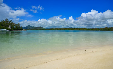 Fototapeta na wymiar Ile aux Cerfs Leisure Island, Mauritius