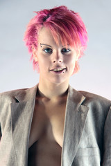 Eine Frau sexy im Sakko