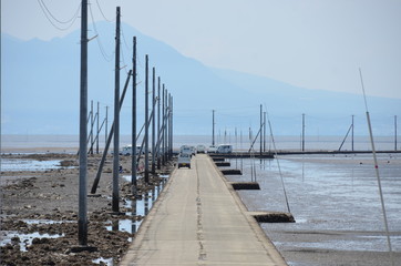 A road that sinks into the sea at high tide (Nagabeta-Kaisyouro)