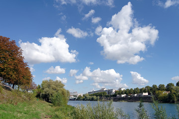 Fototapeta na wymiar Seine river bank in Ivry sur Seine near Paris city
