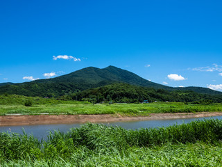 桜川河畔からの筑波山