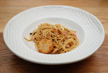 spaghetti bacon and hokkaido seashell