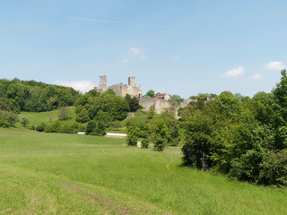 Fototapeta na wymiar Lörrach. Château de Rhotelin (Rötteln) dans le Markgräflerland en Allemagne