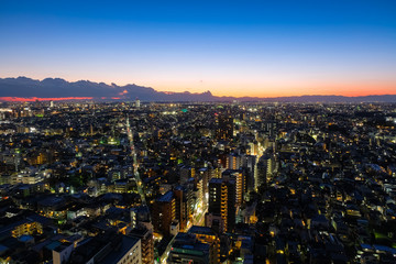 Obraz premium 三軒茶屋 スカイキャロット展望ロビー 夕方（西側）