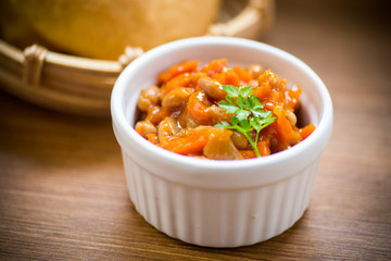 stewed diet beans with vegetables in a bowl